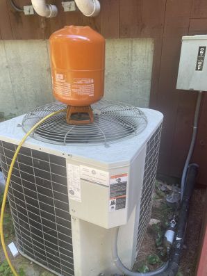 Air Conditioner Repair In Naples, ME (1)